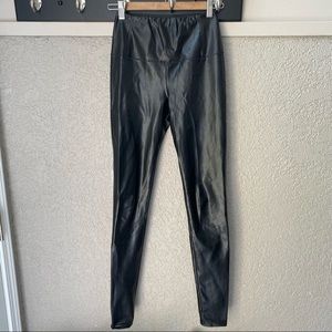 Aritzia Wilfred Daria Pant